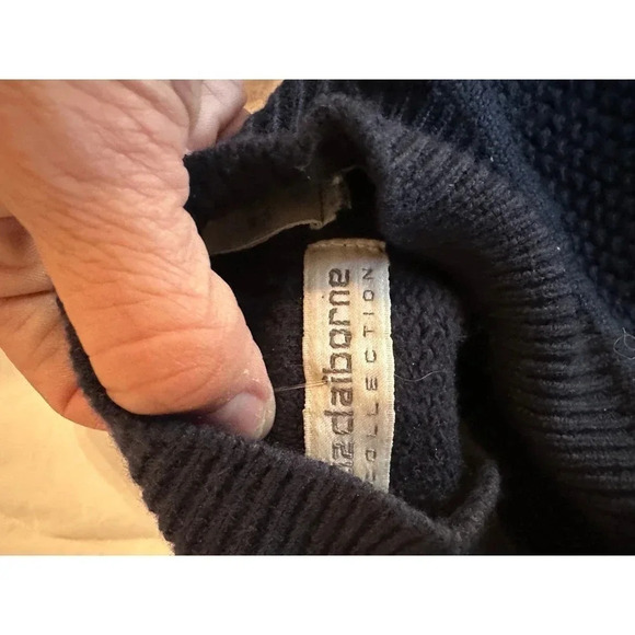 Vintage Liz Claiborne Black Merino Wool Long Sleeve Mock Neck Sweater Size M - Picture 10 of 11